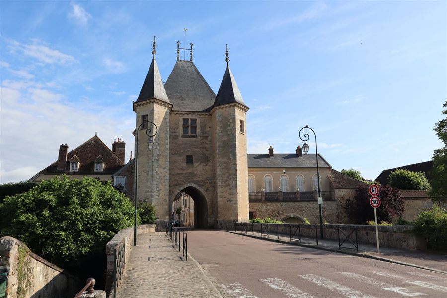 Medieval town gateway in Burgundy